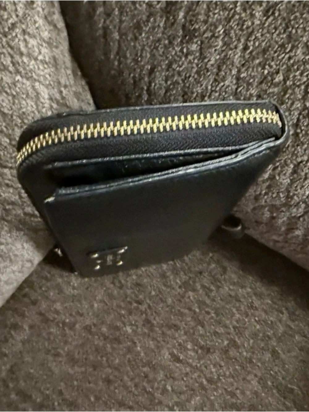 kate spade Black Leather Zip Wristlet/Wallet with Gold Hardware large 8”W X 4”H